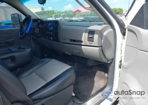 2009 Chevrolet Silverado 2500Hd Work Truck z USA, uszkodzony, nr VIN 1GCHK49K59E134981